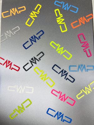 TPU PU insignias personalizadas con transferencia de calor para ropa de moda