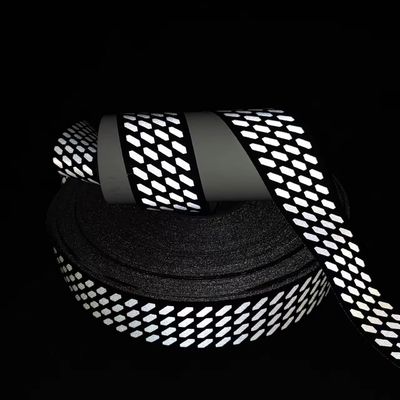 Destacar T / C Recuerdos Reflectores Coloridos Impresión de moda para hacer ropa exterior de seguridad